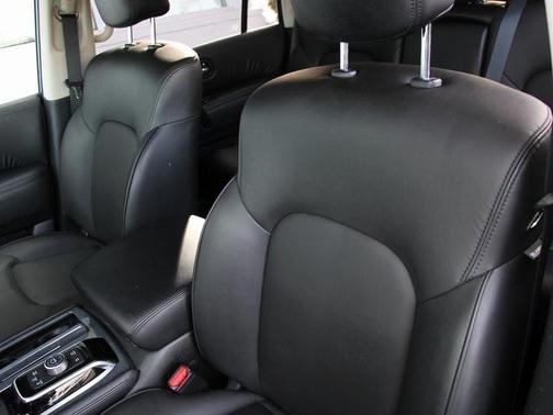 2024 Nissan Armada SV 4WD