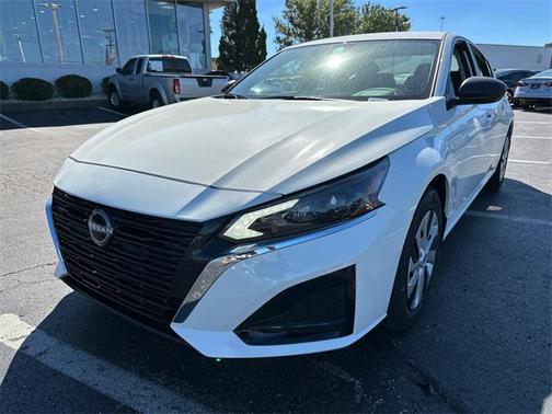 2025 Nissan Altima S FWD