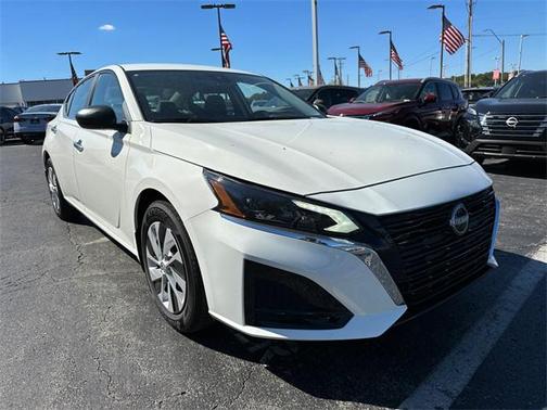 2025 Nissan Altima S FWD