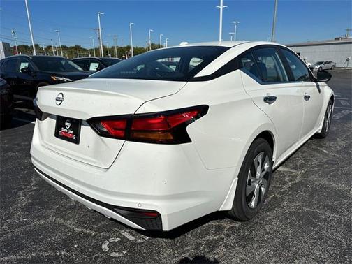 2025 Nissan Altima S FWD