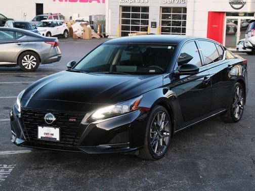 2023 Nissan Altima SR VC-Turbo FWD
