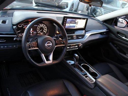 2023 Nissan Altima SR VC-Turbo FWD