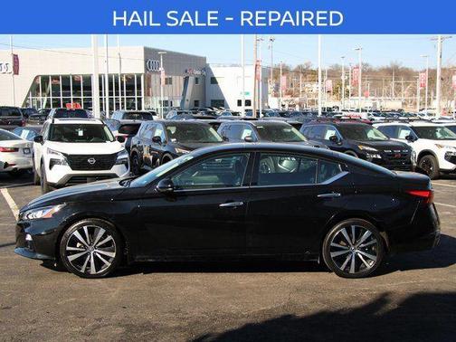 Super Black 2020 Nissan Altima Platinum VC-Turbo FWD