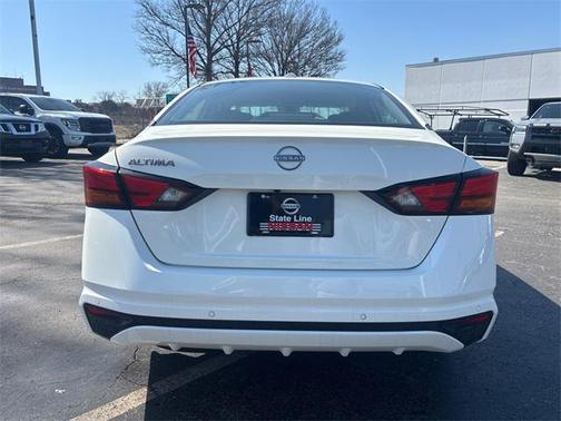 2025 Nissan Altima S FWD