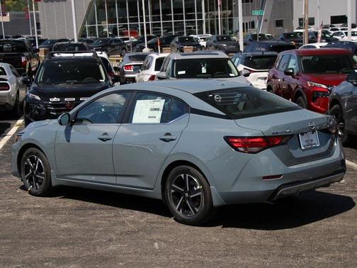 2025 Nissan Sentra SV