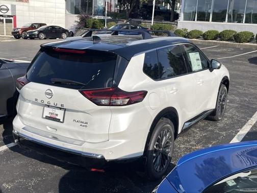 2025 Nissan Rogue Platinum