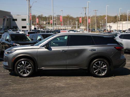 Graphite Shadow 2022 INFINITI QX60 Luxe