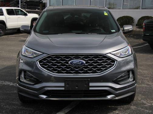 Carbonized Gray Metallic 2022 Ford Edge Titanium