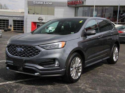 Carbonized Gray Metallic 2022 Ford Edge Titanium