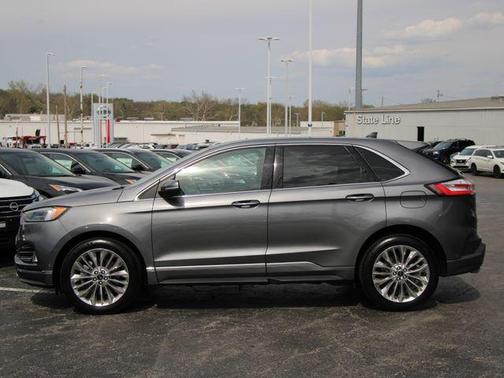 Carbonized Gray Metallic 2022 Ford Edge Titanium