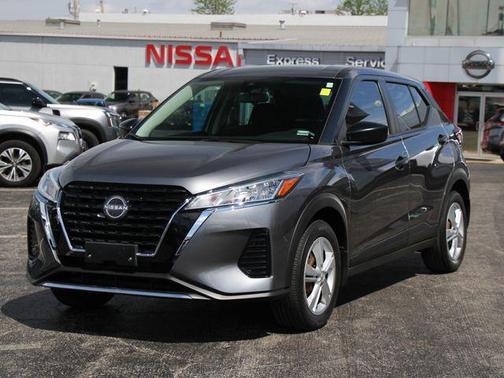 Gun Metallic 2023 Nissan Kicks S