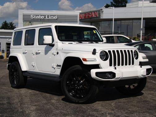 Bright White Clearcoat 2020 Jeep Wrangler Unlimited Sahara