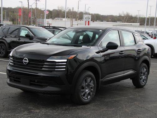 Super Black 2026 Nissan Kicks S