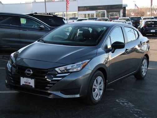 2025 Nissan Versa 1.6 S