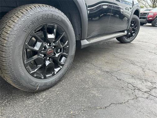 2025 Nissan Armada PRO-4X 4WD