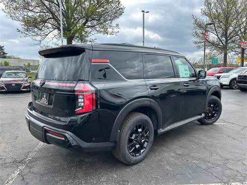 2025 Nissan Armada PRO-4X 4WD