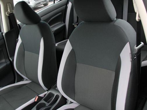 Gun Metallic 2025 Nissan Versa 1.6 S