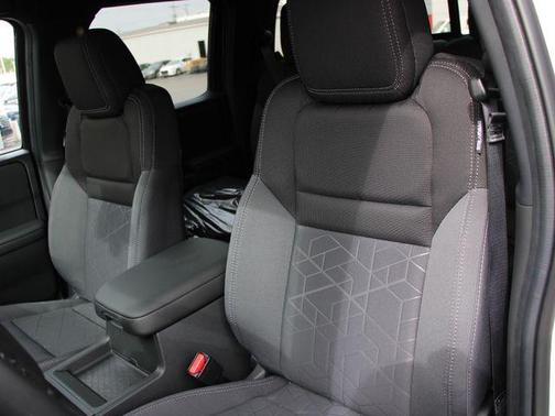 Glacier White 2026 Nissan Frontier SV
