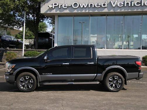 2021 Nissan Titan Platinum Reserve