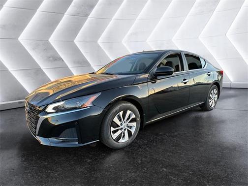 2025 Nissan Altima S FWD