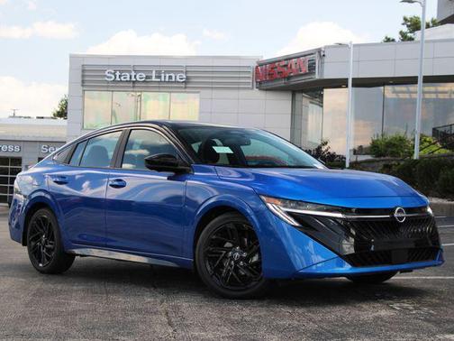 Bluestone Pearl/Super Black 2027 Nissan Sentra SR