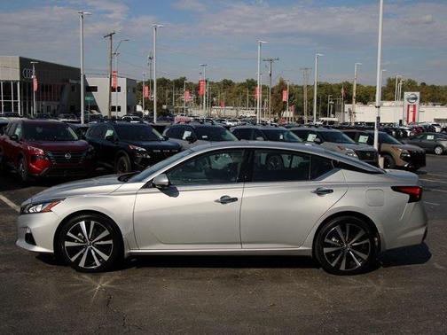 2021 Nissan Altima Platinum Intelligent AWD