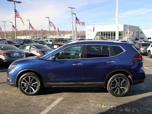 2020 Nissan Rogue SL