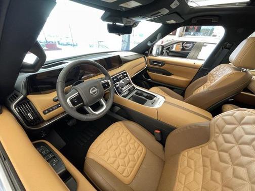 2025 Nissan Armada Platinum Reserve 4WD