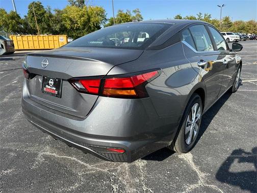 2025 Nissan Altima S FWD