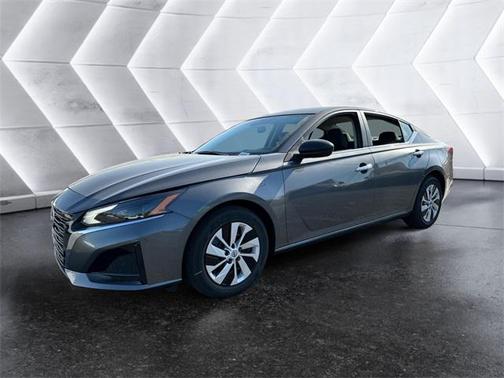 2025 Nissan Altima S FWD