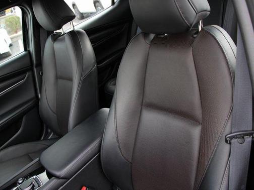 2024 Mazda Mazda3 FWD w/Premium Package