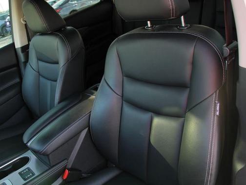 Pearl White Tricoat 2023 Nissan Murano SV FWD