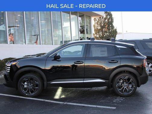 Super Black 2026 Nissan Kicks SR