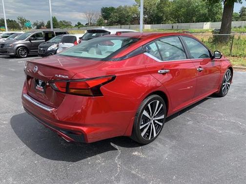 2020 Nissan Altima Platinum FWD