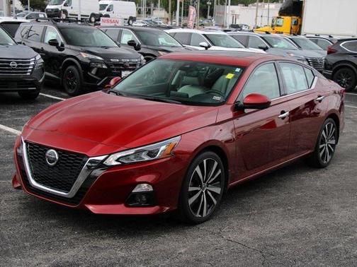 2020 Nissan Altima Platinum FWD