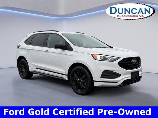 2022 Ford Edge SE
