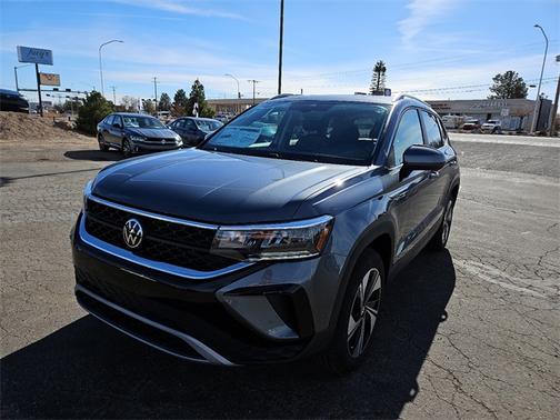 2024 Volkswagen Taos 1.5T SE