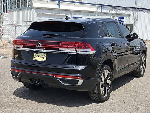 2024 Volkswagen Atlas Cross Sport 2.0T SE w/ Technology