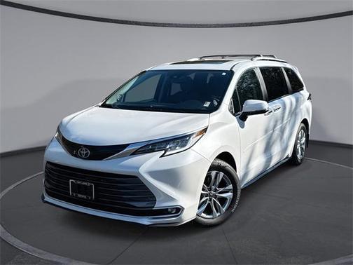 2024 Toyota Sienna Limited