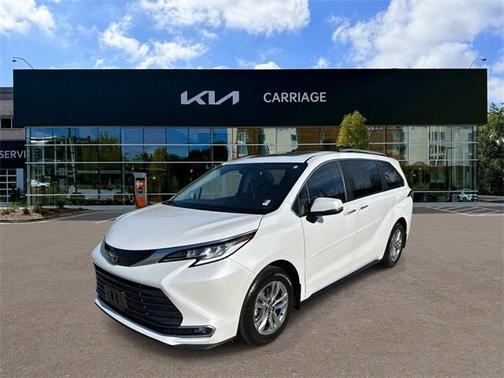 2024 Toyota Sienna Limited
