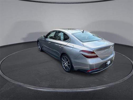 2022 Genesis G70 2.0T RWD