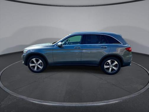 2017 Mercedes-Benz GLC 300 Base