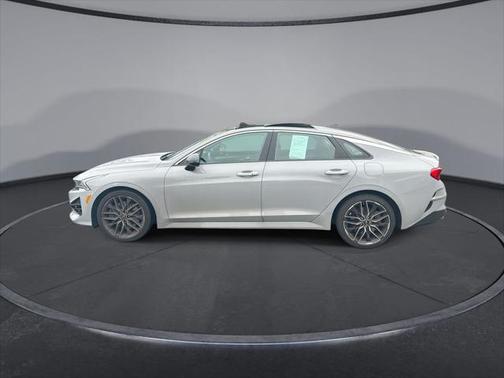 2022 Kia K5 GT