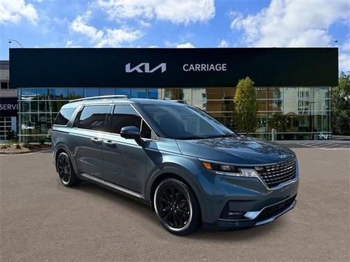 2024 Kia Carnival SX