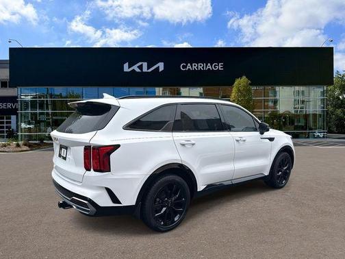 Glacial White Pearl 2023 Kia Sorento SX