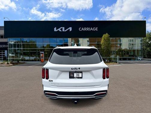 Glacial White Pearl 2023 Kia Sorento SX