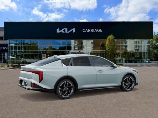 2025 Kia K4 GT-Line