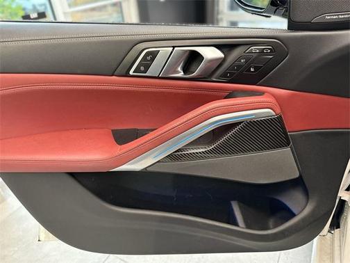 2024 BMW X6 M60i