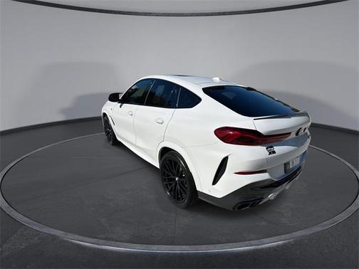 2024 BMW X6 M60i
