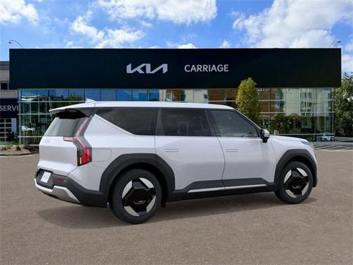 2026 Kia EV9 Light Long Range